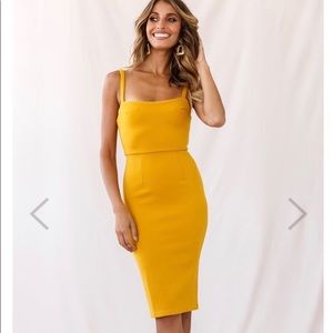 Georgia square neckline midi dress yellow